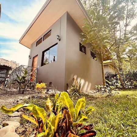 Casa Noil, Beautiful Eco House Near The Beach! Apartamento Puerto Viejo de Talamanca Exterior foto